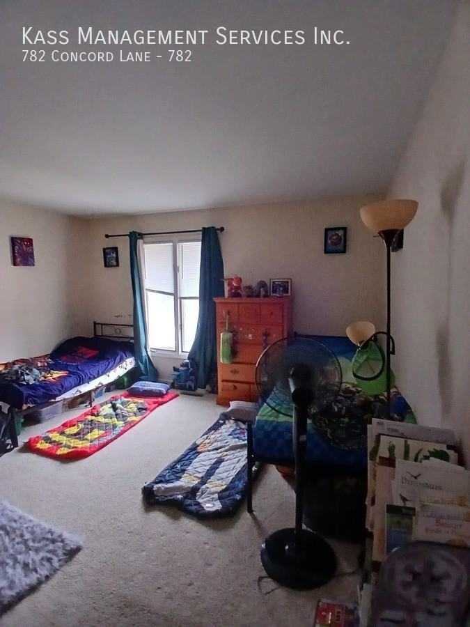 738-822 Concord Lane - Photo 5 of 19