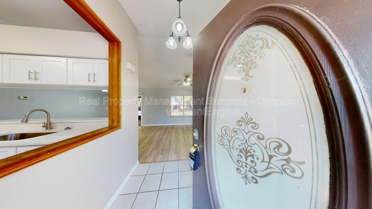 1740 Whipple Dr - Photo 3 of 31