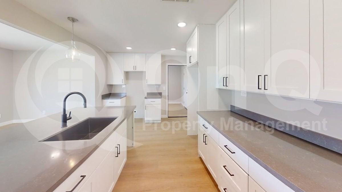 9459 N 64th Dr - Photo 3 of 18