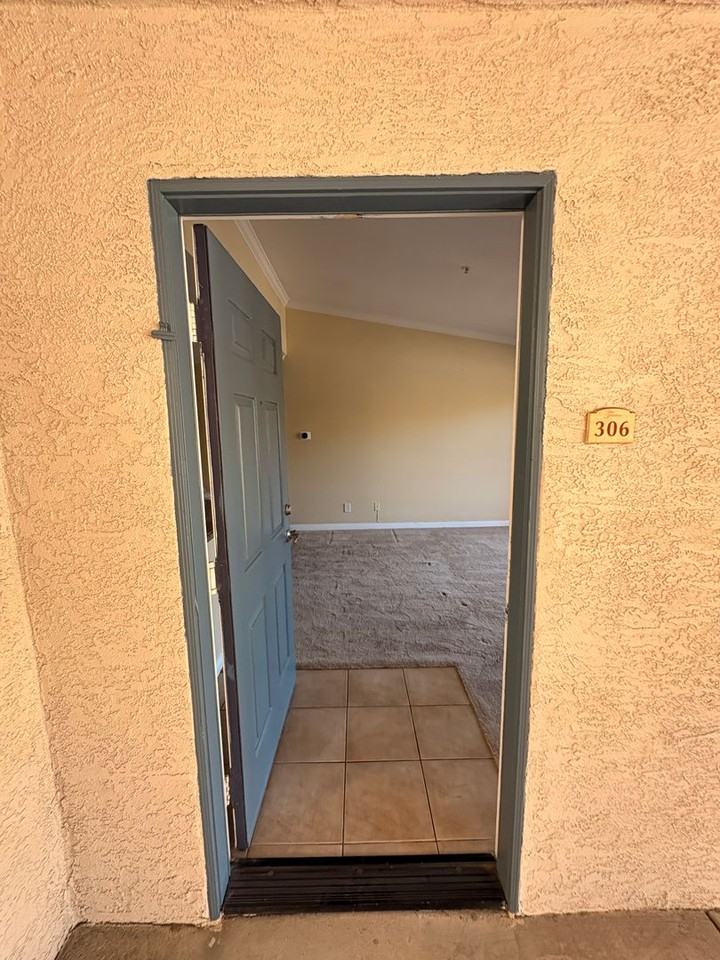 1020 La Terraza Cir - Photo 5 of 26