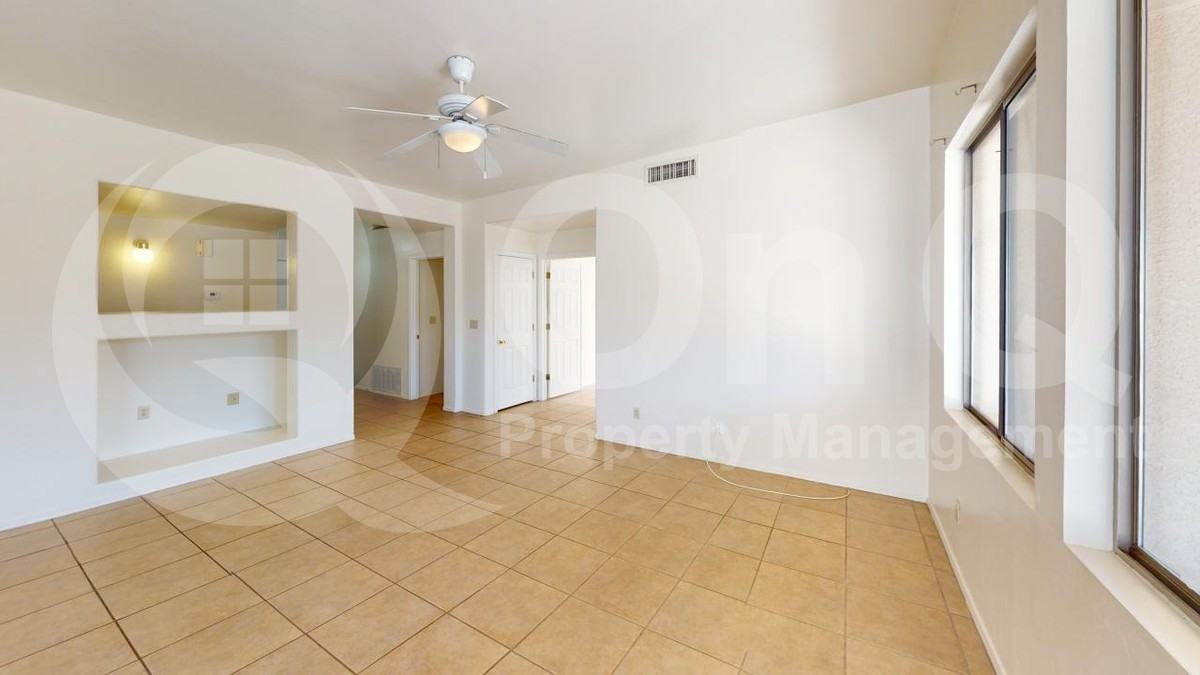 5534 S Gainsborough Rd - Photo 6 of 18