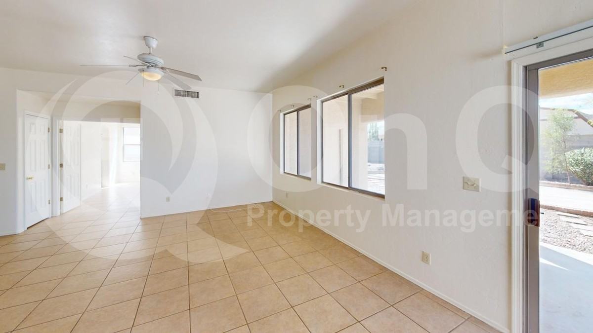 5534 S Gainsborough Rd - Photo 7 of 18