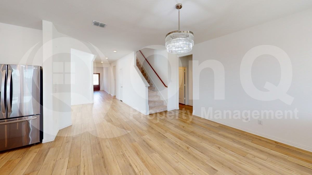 7908 Lindheimer Ln - Photo 5 of 22