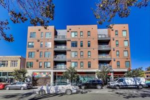 featured image of 4045 Broadway