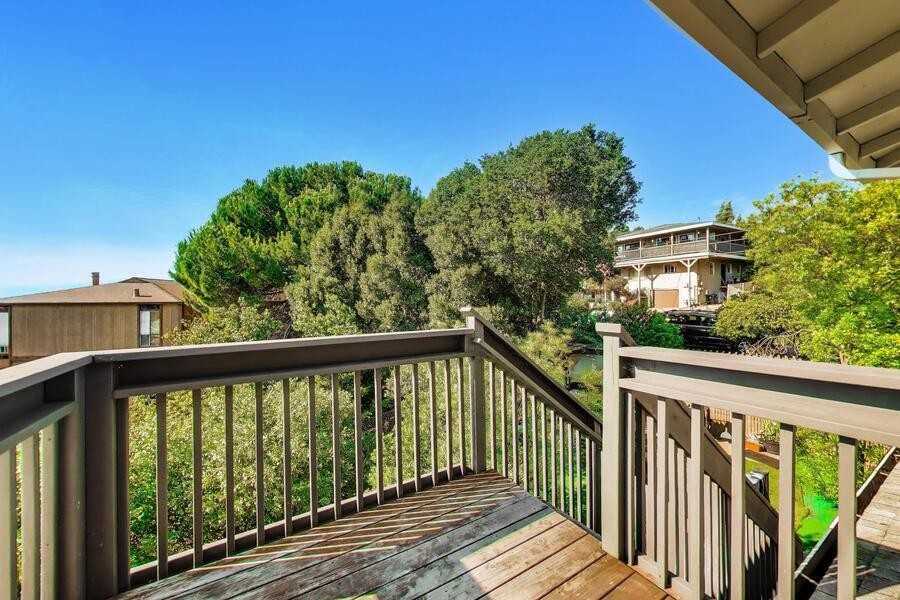 16424 Foothill Boulevard - Photo 7 of 9