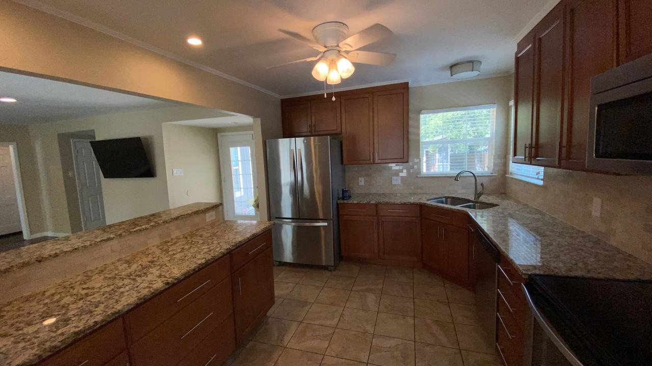 4012 Boyd Ave - Photo 7 of 16