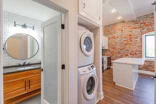 1211 Bainbridge St - Photo 1 of 1