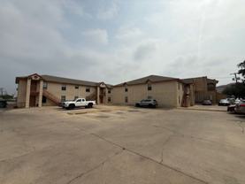 San Pedro Apts - Photo 1 of 1