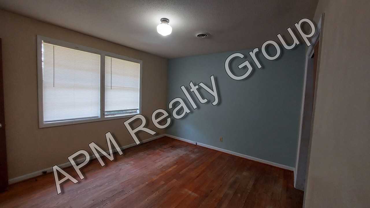 329 Ovanta Rd - Photo 2 of 14