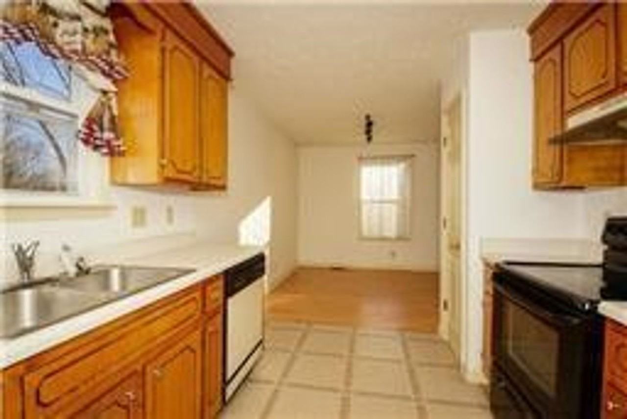 309 Andrew Dr - Photo 5 of 10