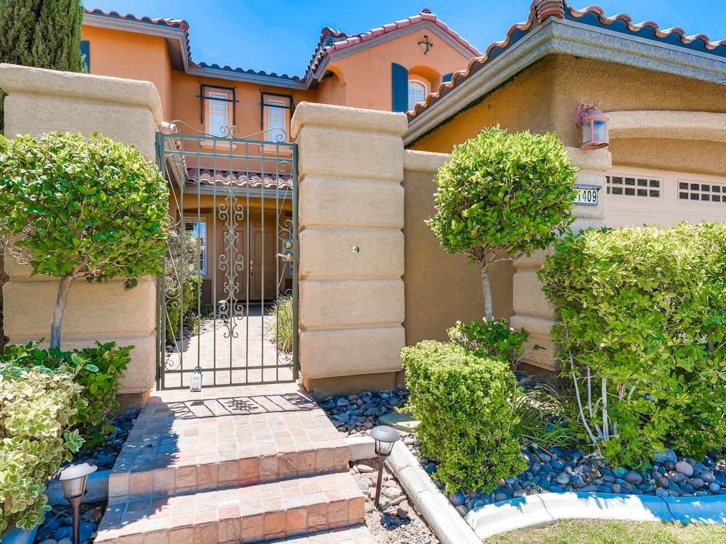 11409 Perugino Dr - Photo 3 of 28