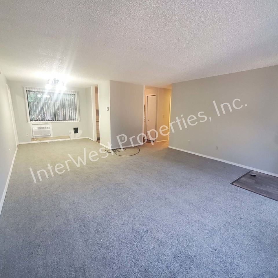 9685 Sw Whitford Ln - Photo 4 of 20