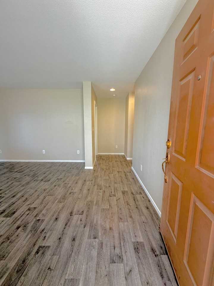 5712 Viberti Ct - Photo 2 of 30