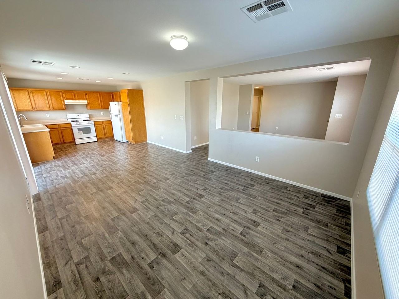 5712 Viberti Ct - Photo 7 of 30