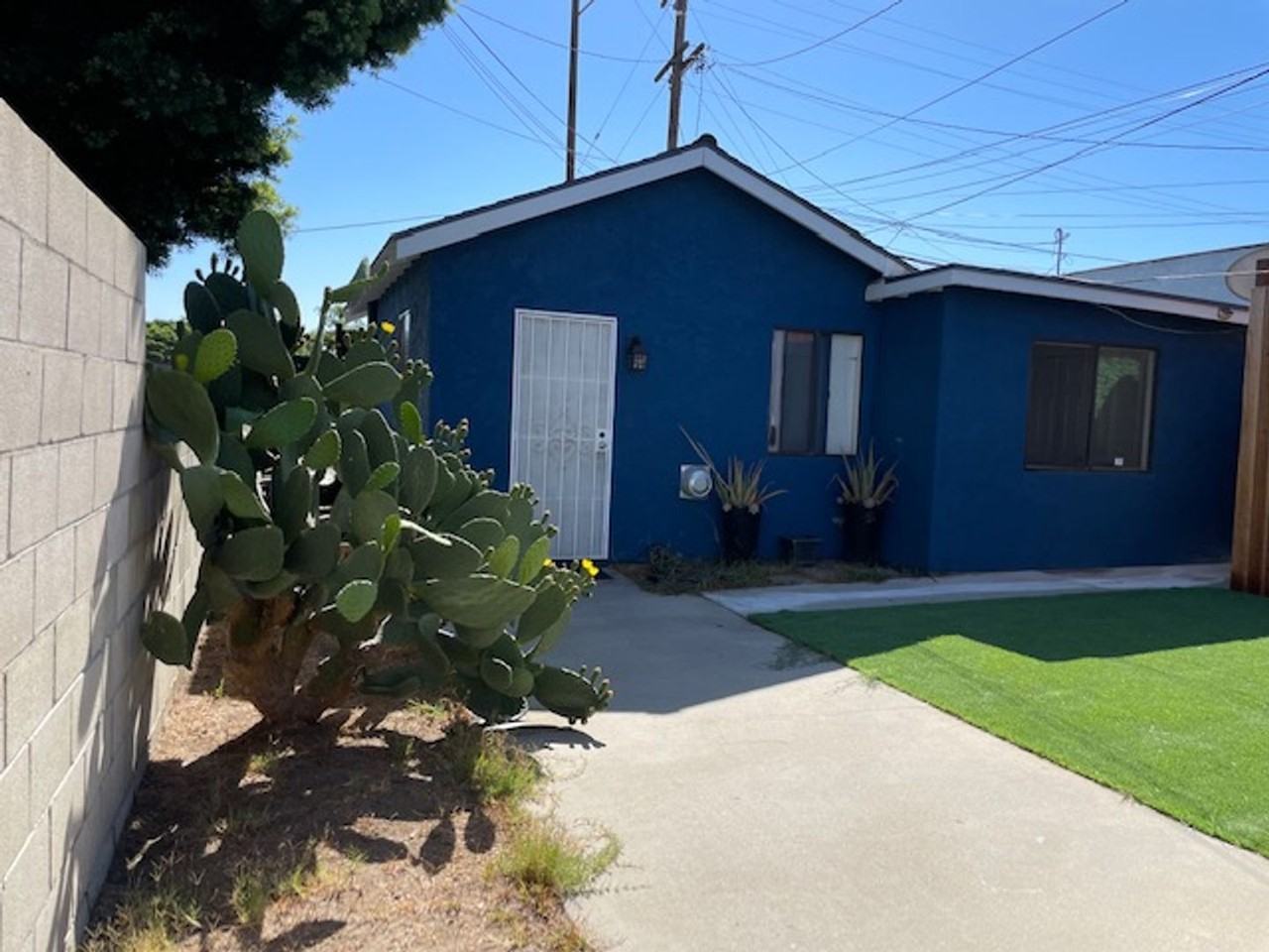 792 Termino Ave #B - Photo 6 of 22
