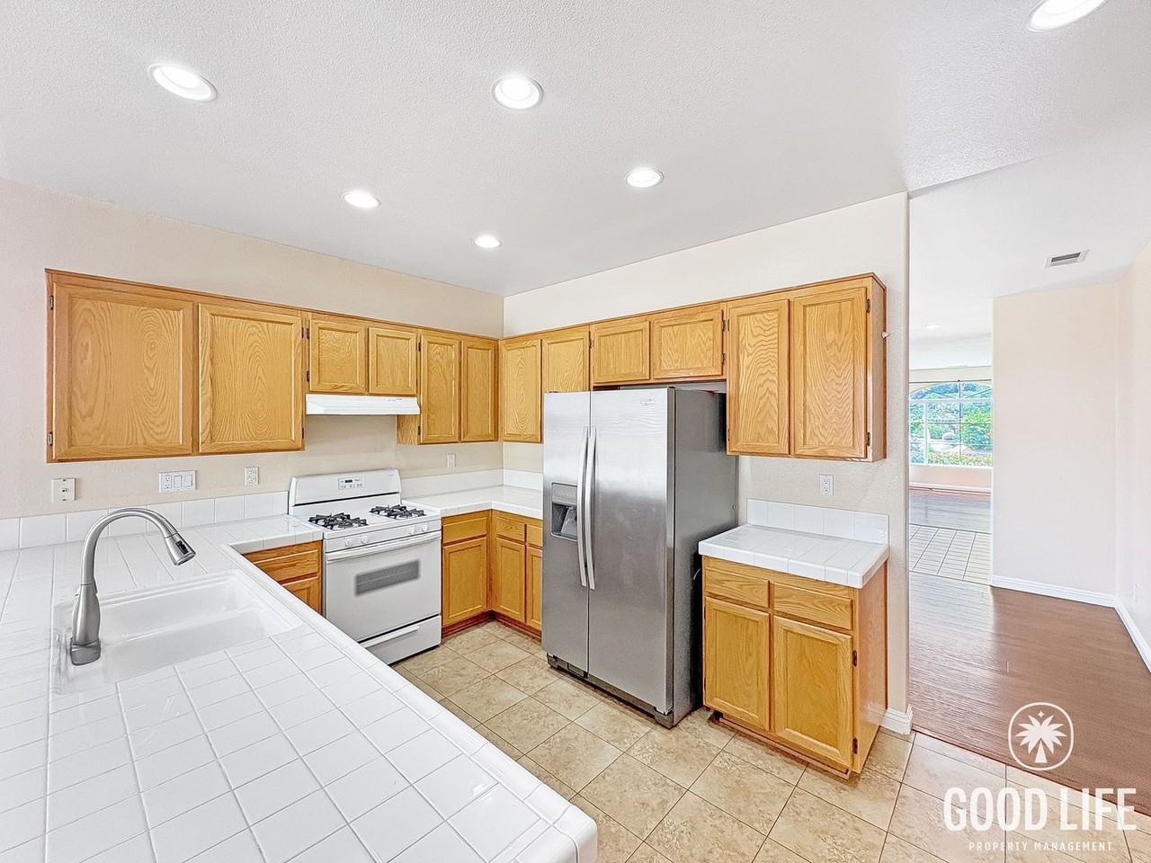 786 Fulton Rd - Photo 7 of 25