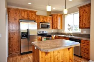 16275 Sw Gage Ln - Photo 1 of 1