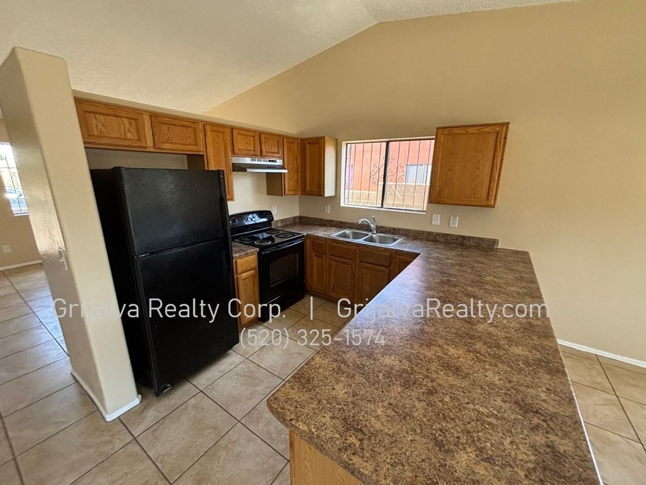 1725 W Sauvignon Dr - Photo 4 of 15