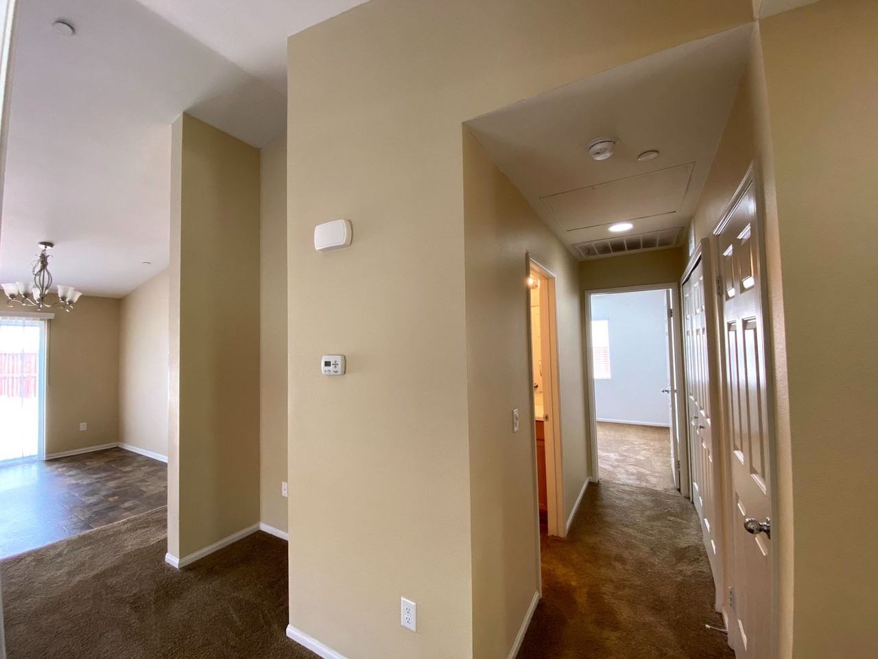 185 W Sampson St - Photo 6 of 25