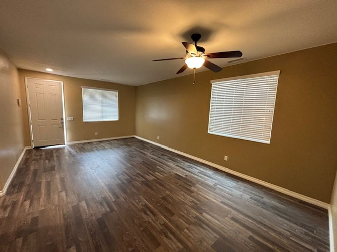 2684 Jade Tree St - Photo 5 of 16
