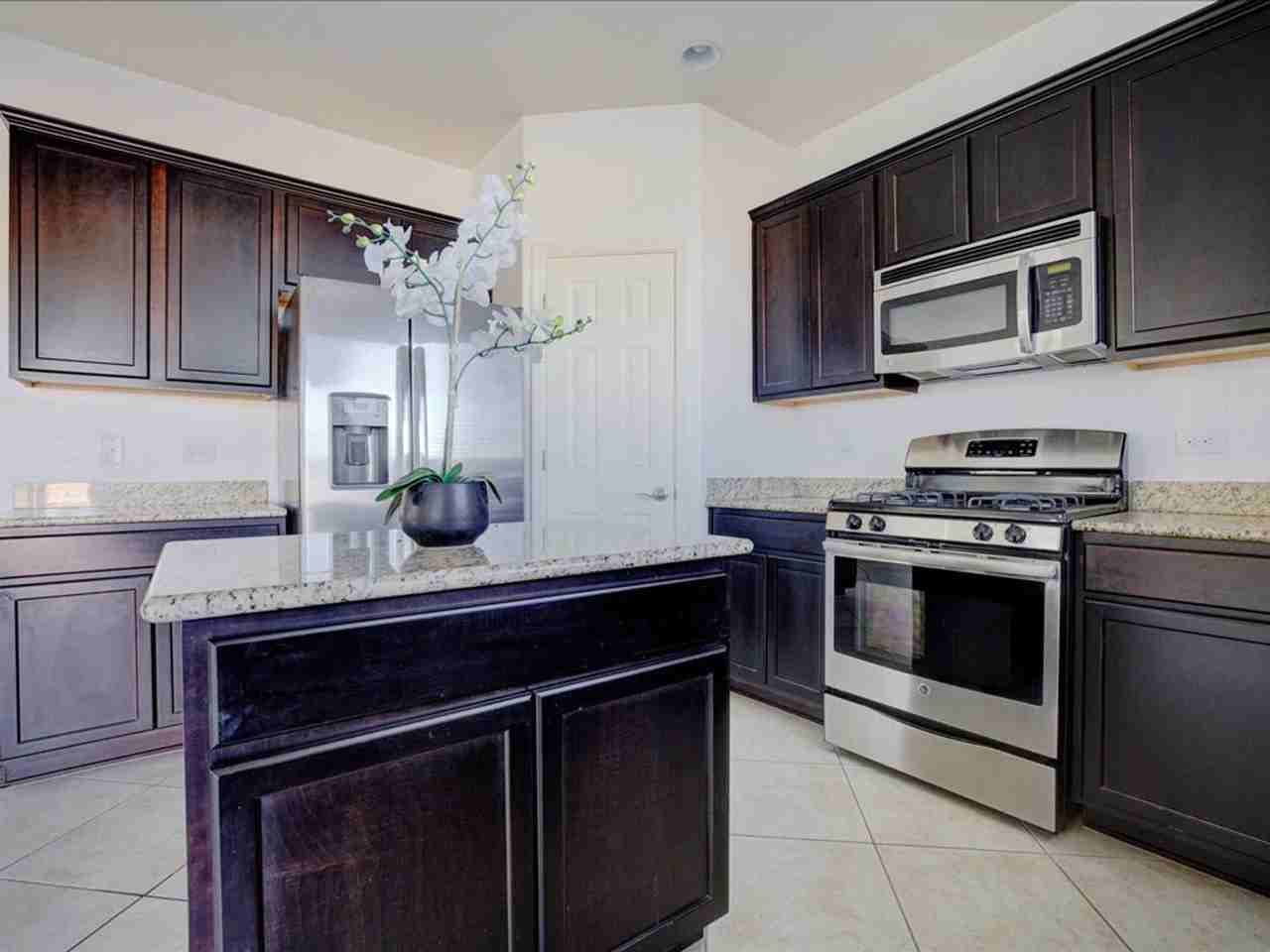 8011 S Dolphin Way - Photo 6 of 33