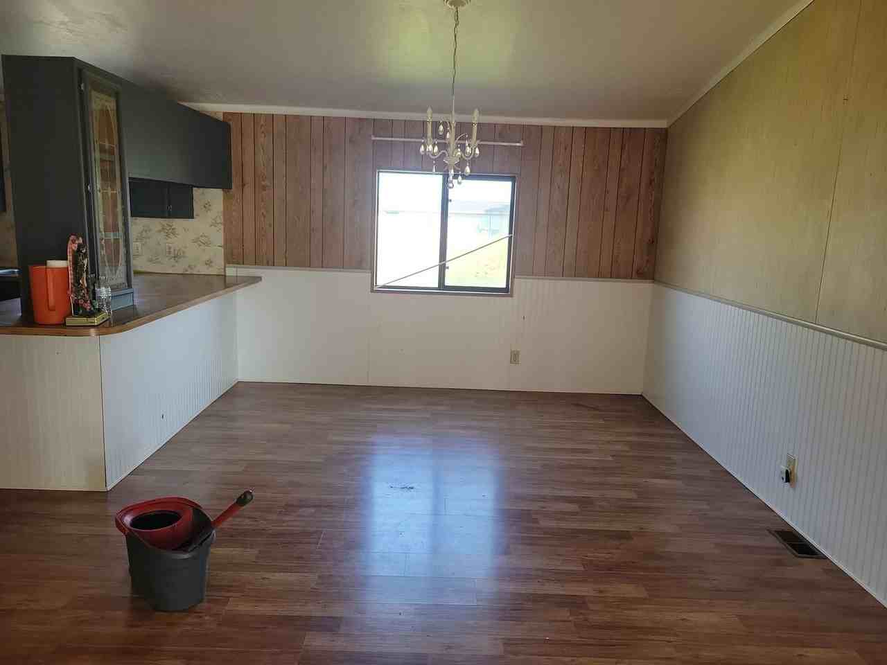890 N 2nd St - Photo 3 of 12