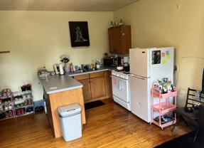 450 Oxford St #4 - Photo 1 of 1