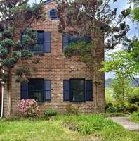 featured image of 727 Olde Greenwich Cir