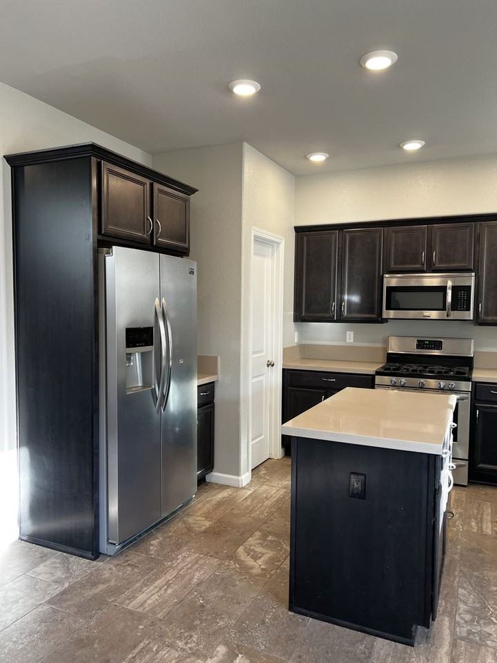 790 Sarcinella Ct - Photo 4 of 16