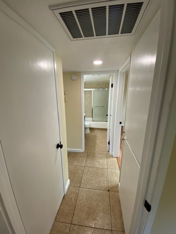 5712 Kenneth Ave - Photo 6 of 24