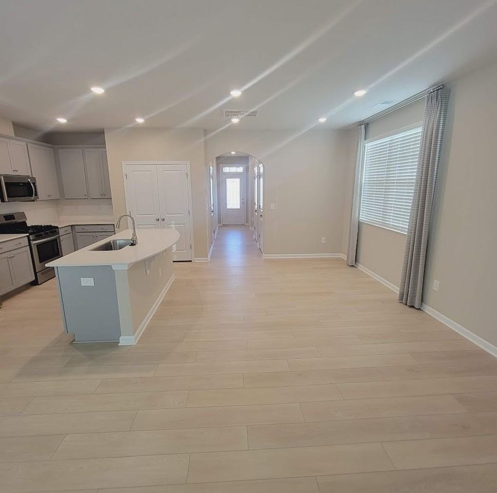 13005 Cottage Crest Ln - Photo 6 of 22