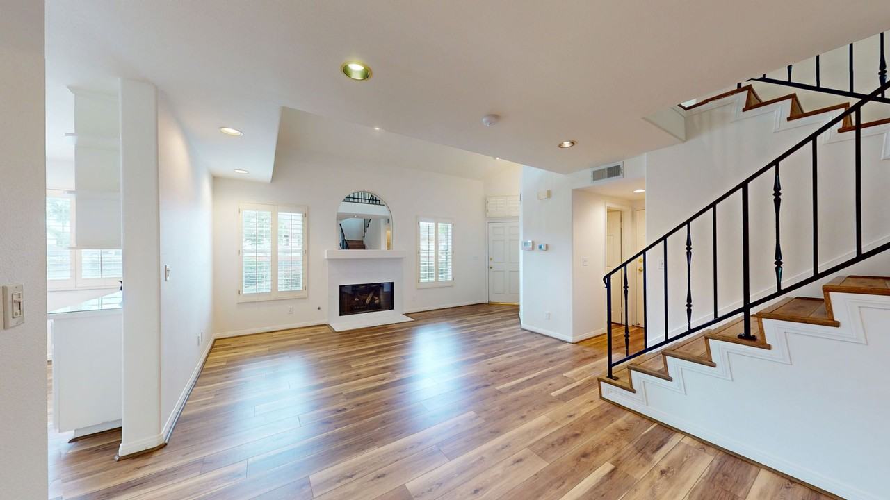 1018 Royal Oaks Dr #C - Photo 5 of 22