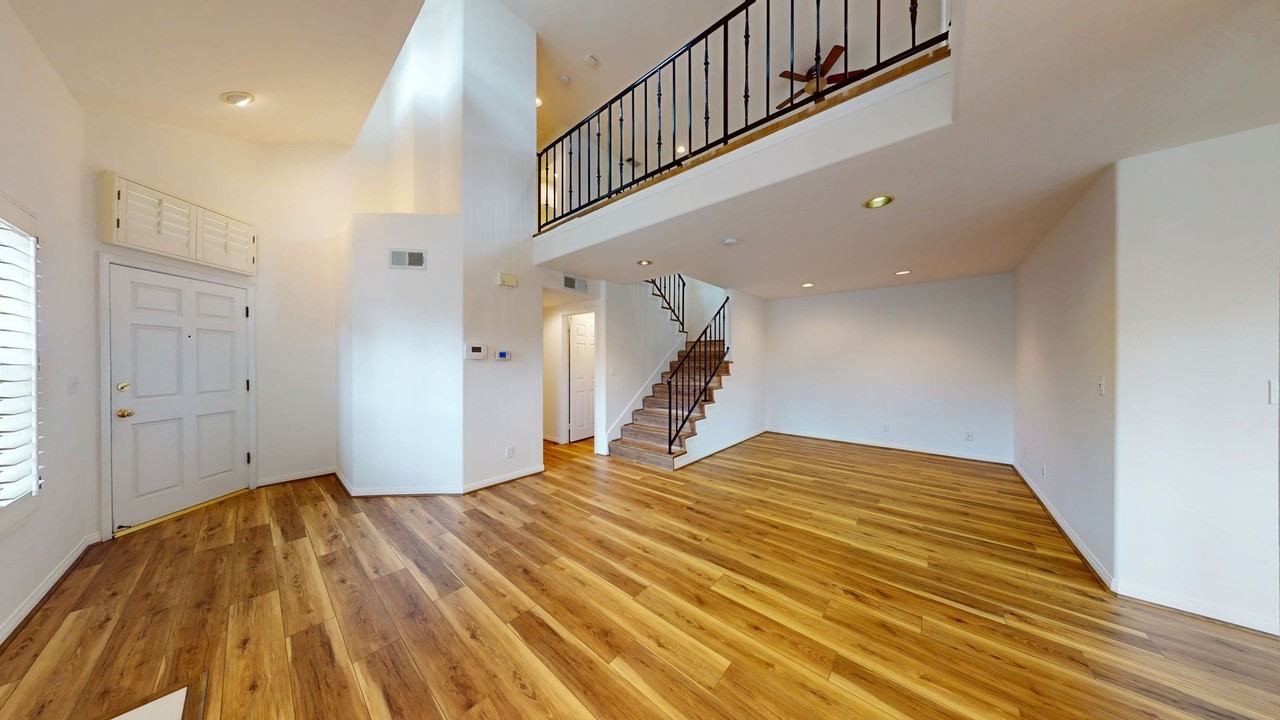 1018 Royal Oaks Dr #C - Photo 6 of 22