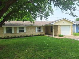 featured image of 209 Heather Dr