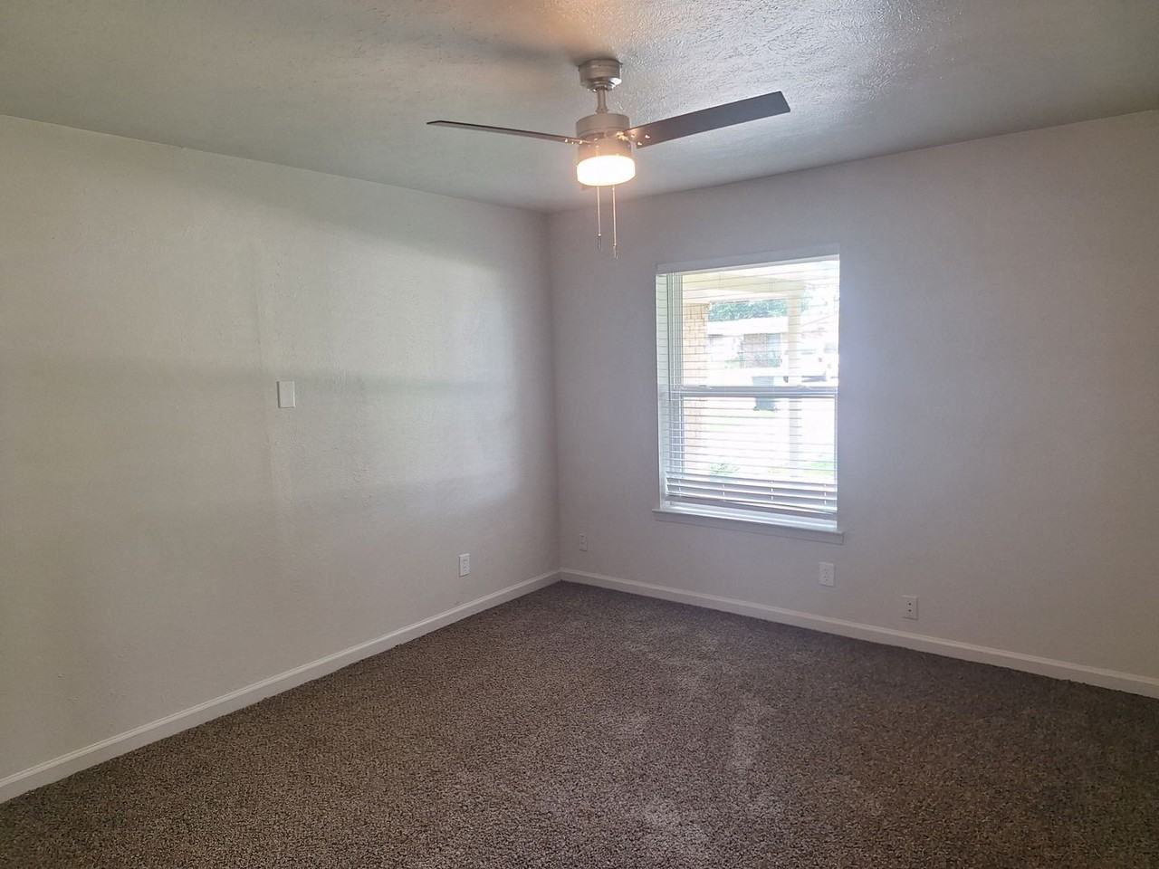 209 Heather Dr - Photo 7 of 25