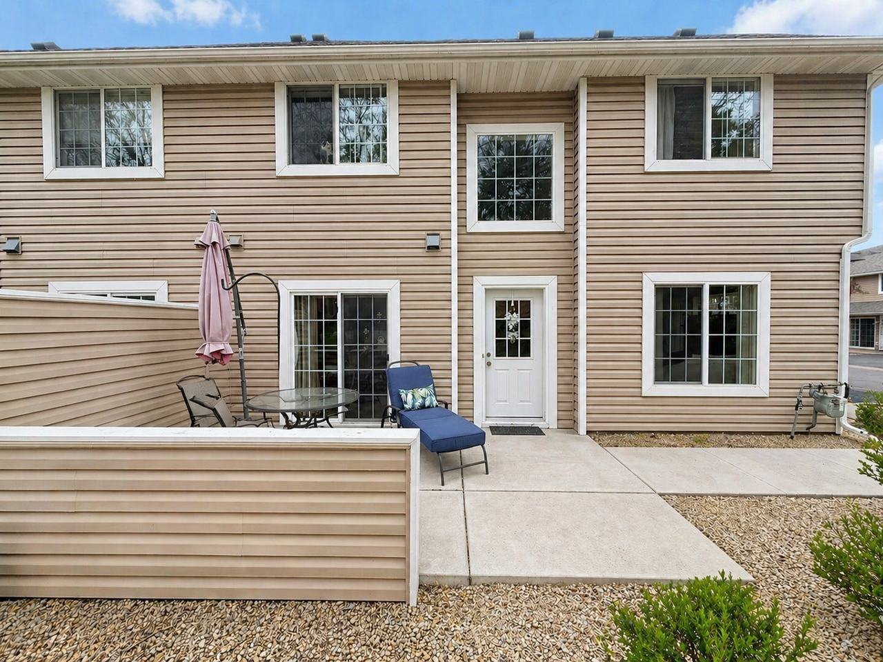 12346 Zealand Cir N - Photo 3 of 21