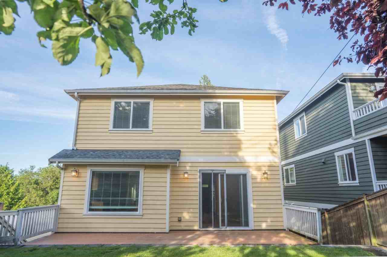 4621 34th Ave W - Photo 3 of 44