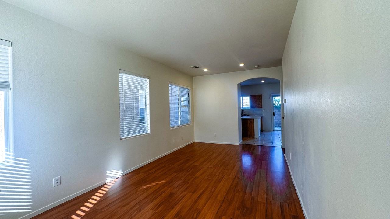 8086 Kings Ransom St - Photo 5 of 50
