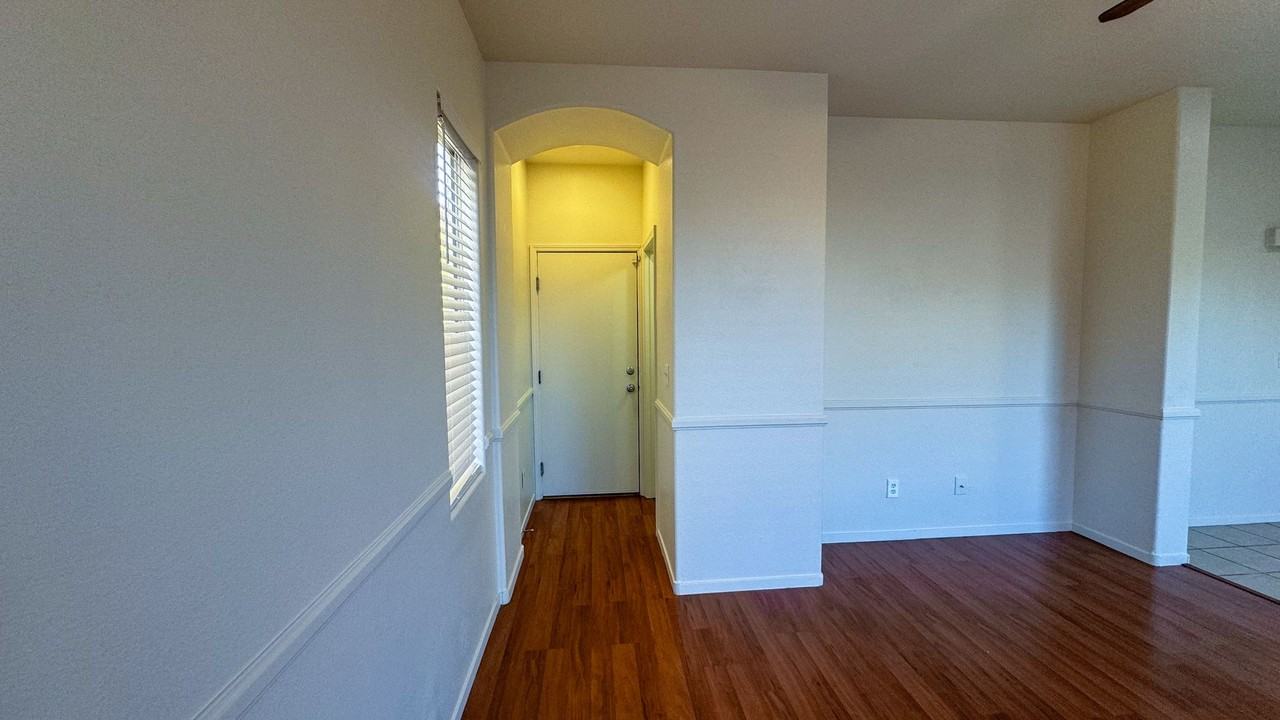 8086 Kings Ransom St - Photo 7 of 50