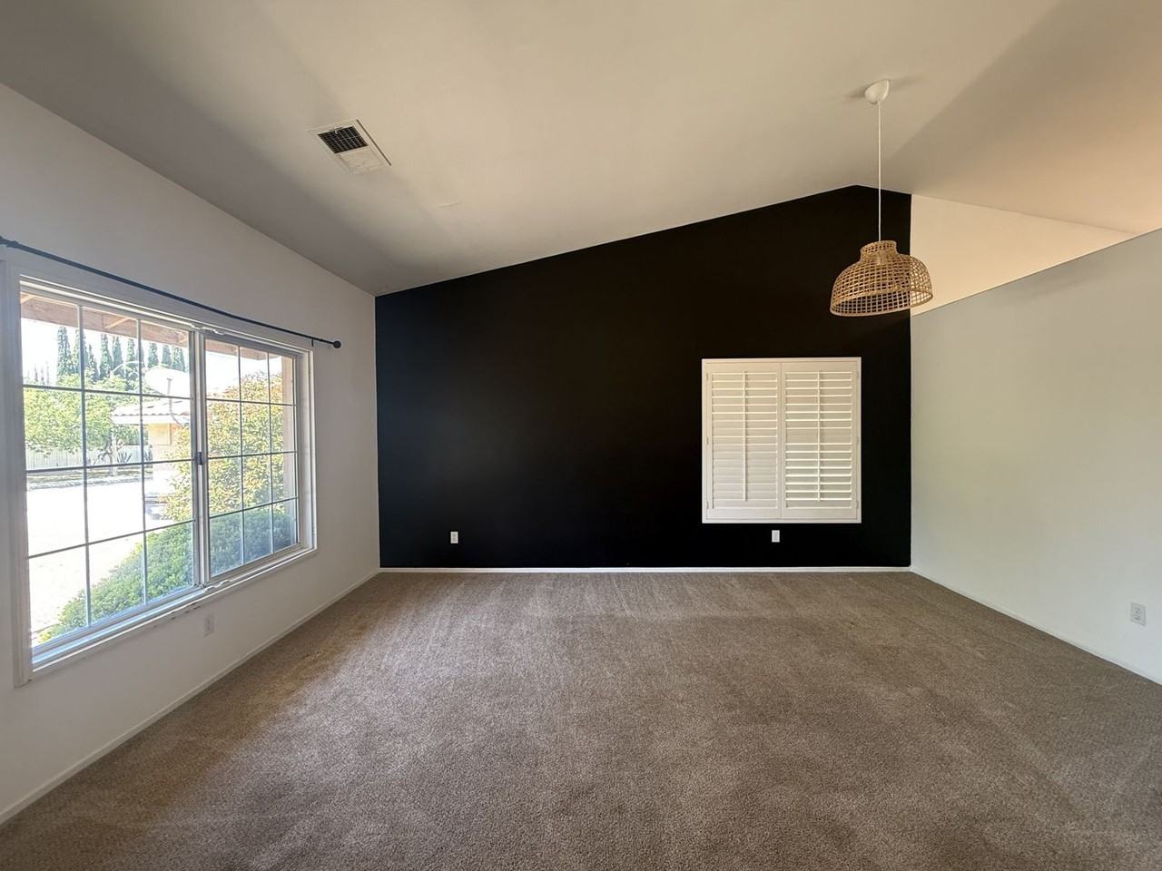 42472 Plains Dr - Photo 2 of 17