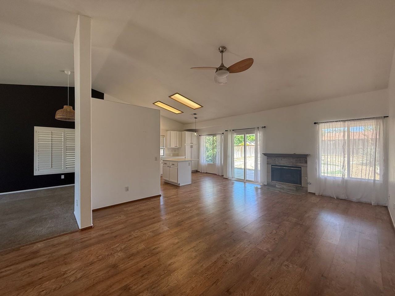 42472 Plains Dr - Photo 6 of 17