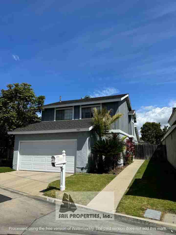 7805 Lori Dr - Photo 3 of 4