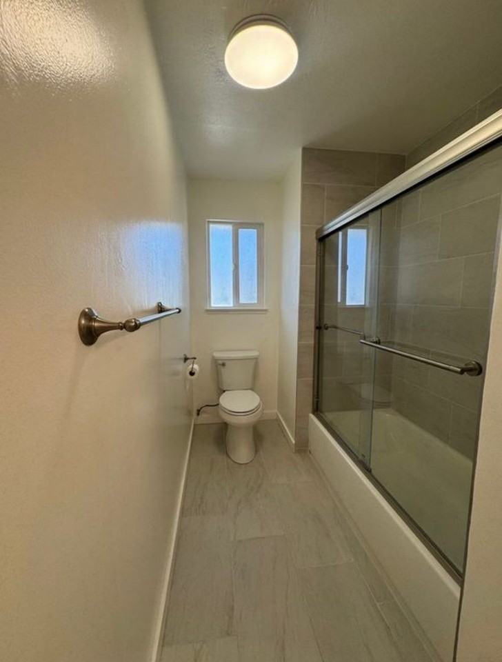 455 Plum St - Photo 2 of 17