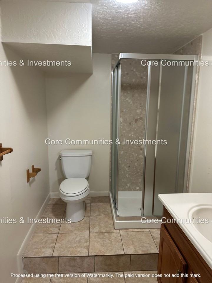 South Jordan Six - Photo 7 of 24