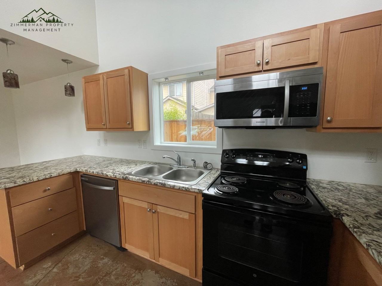 447 S 43rd St - Photo 3 of 11