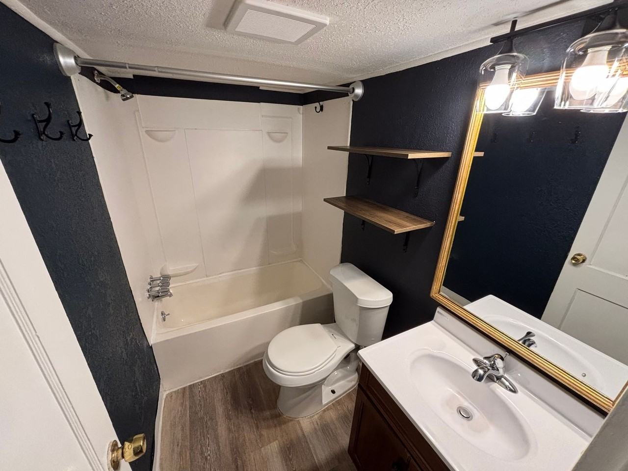 412 S 10th St #2 - Photo 7 of 14