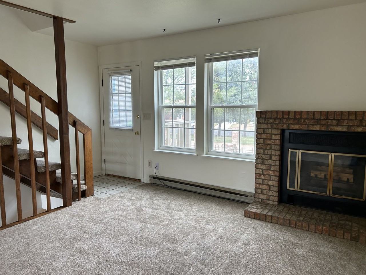 1813 Belmar Dr Apt C1 - Photo 3 of 11
