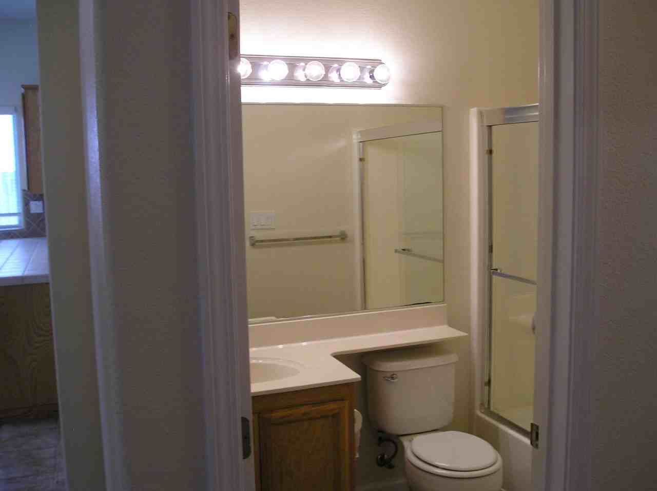 320 Bettencourt Dr - Photo 3 of 8
