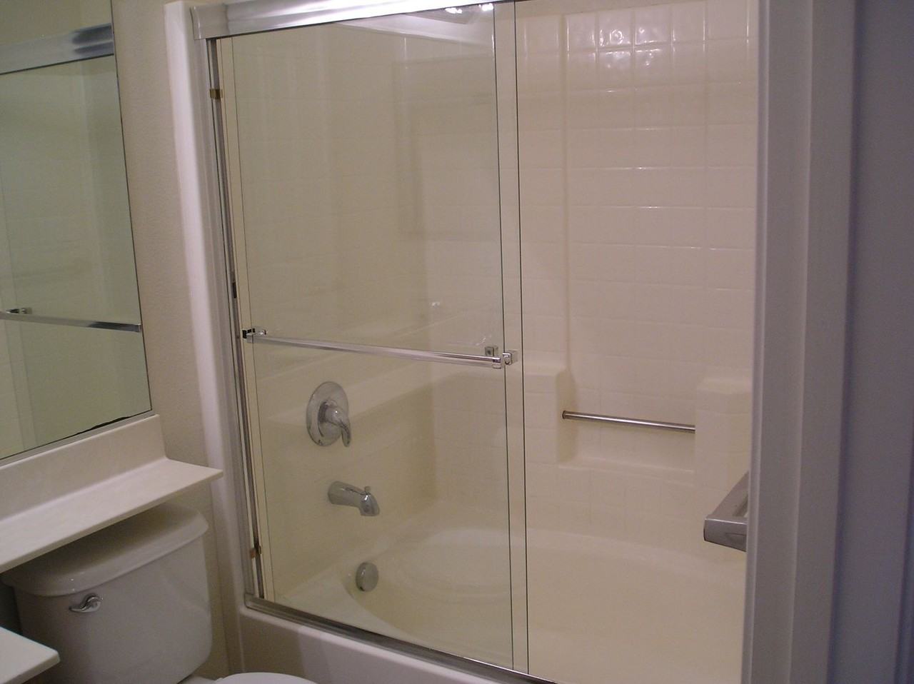 320 Bettencourt Dr - Photo 4 of 8