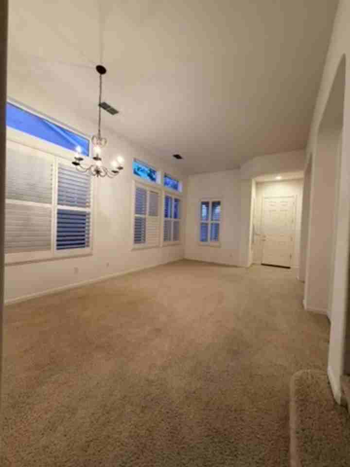 10157 Lofton Way - Photo 7 of 26